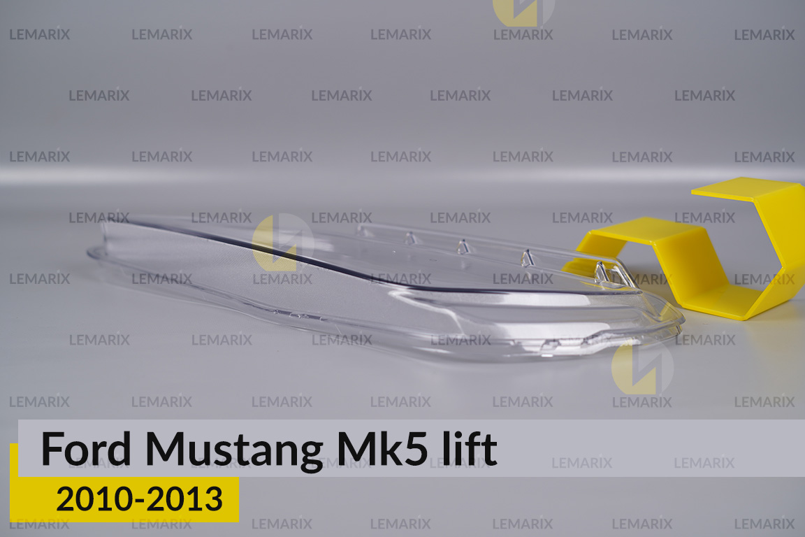 Скло фари Ford Mustang Mk5 (2010-2013) рест праве