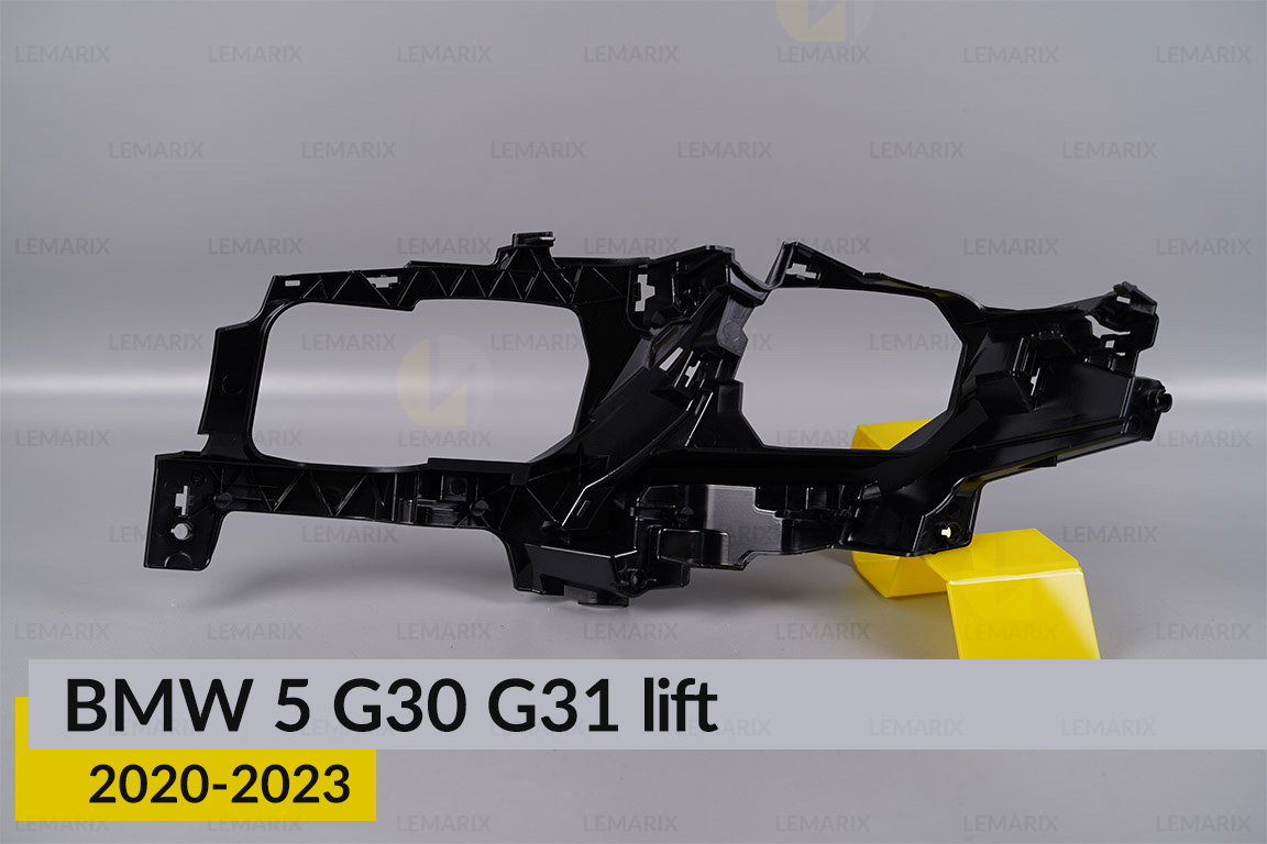 Декоративна маска середня BMW 5 G30 G31 (2020-2023) рест права