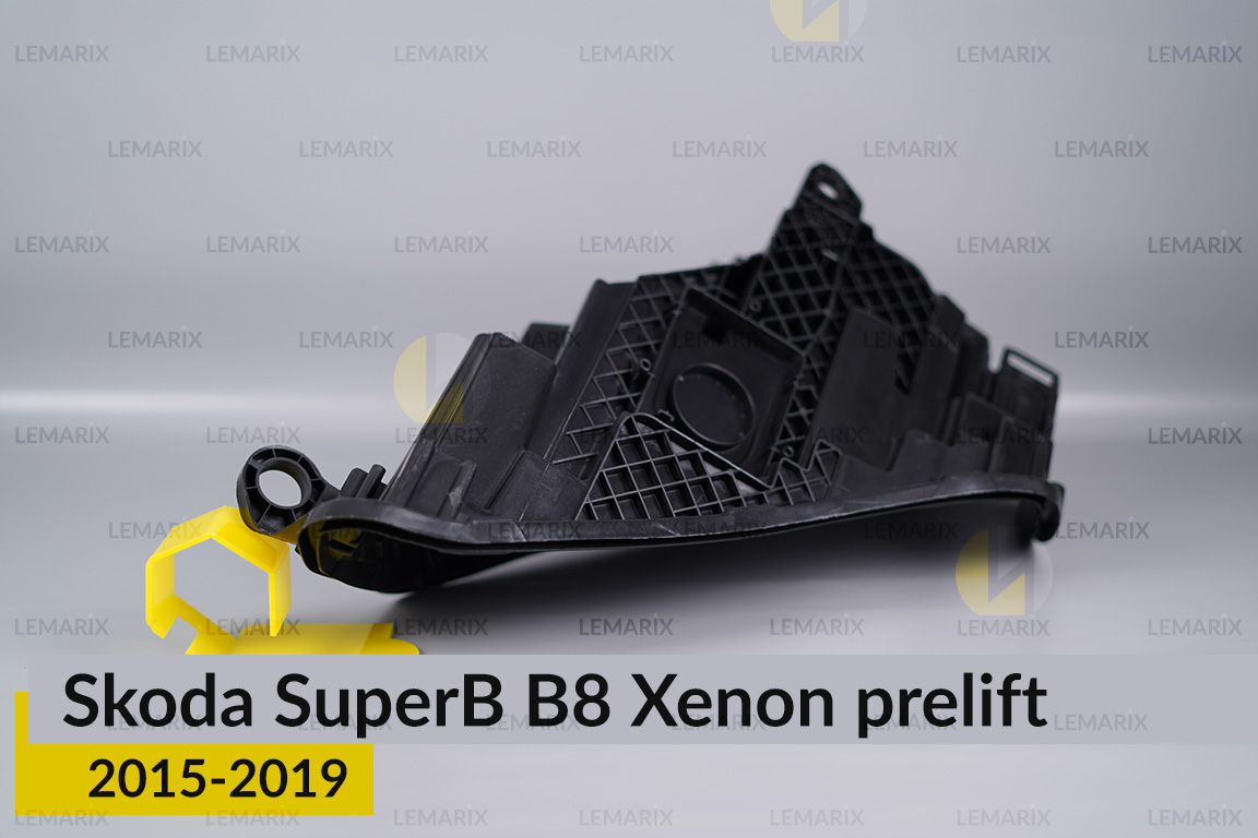 Корпус фари Skoda SuperB B8 Xenon (2015-2019) дорест правий