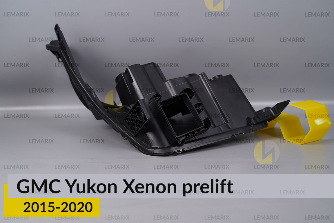 Корпус фари GMC Yukon Xenon (2015-2020) дорест правий
