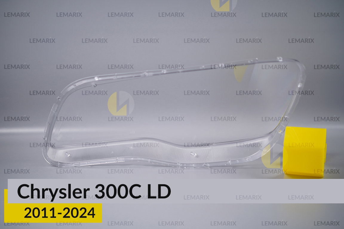 Скло фари Chrysler 300C LD (2011-2024) праве