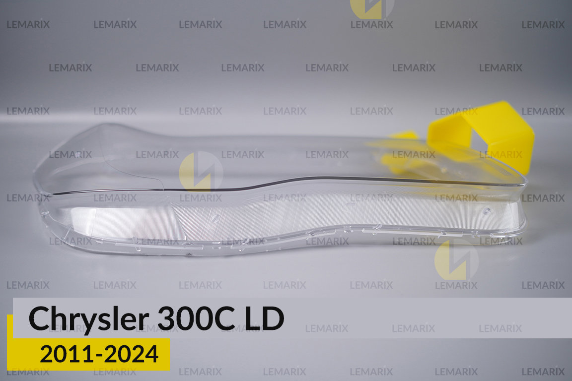 Скло фари Chrysler 300C LD (2011-2024) праве