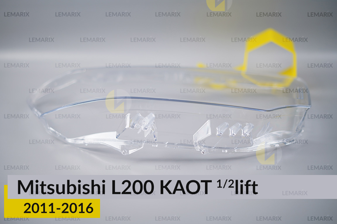 Скло фари Mitsubishi L200 KAOT (2011-2016) 1/2 рест праве