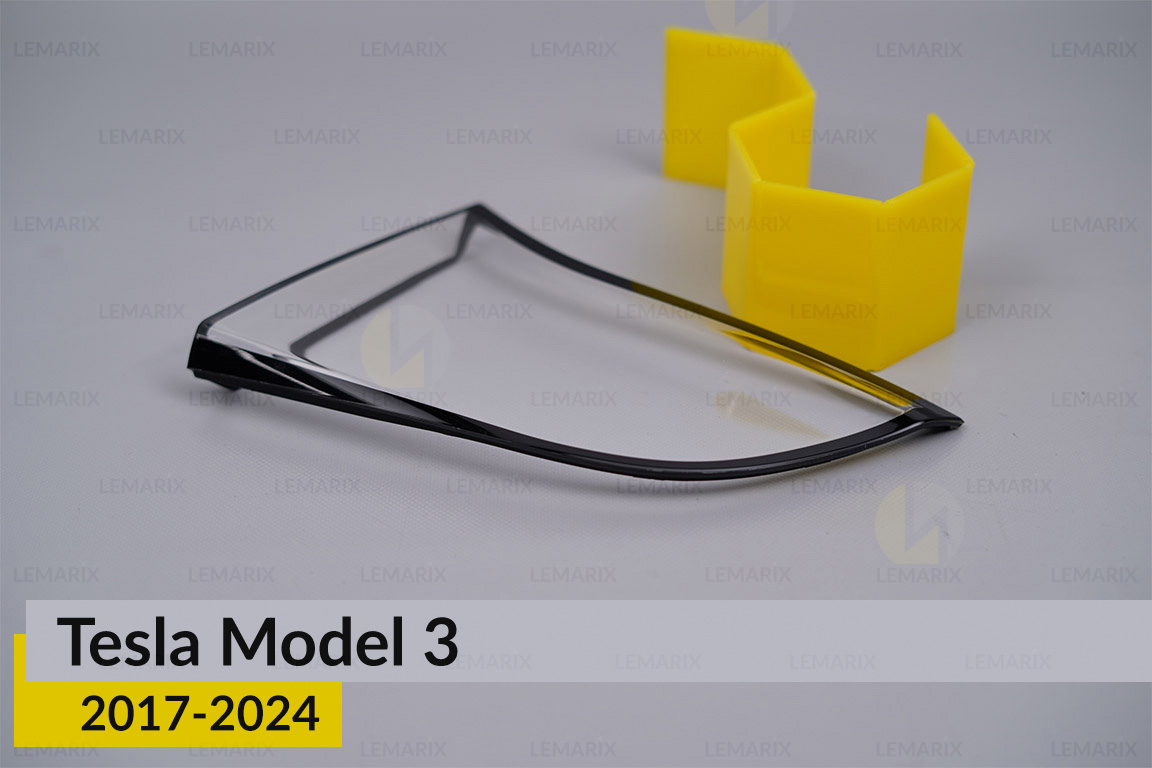 Скло заднього ліхтаря внутрішнє в кришці багажника Tesla Model 3 (2017-2024) праве