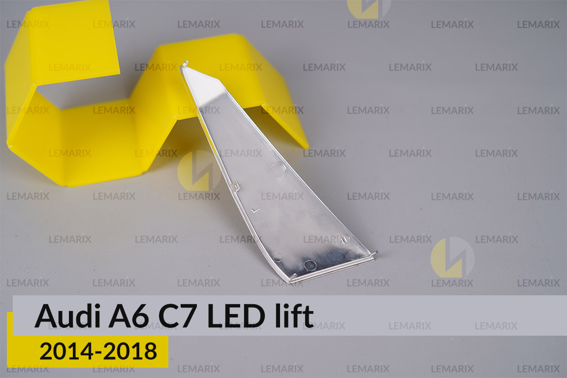 Хромована декоративна планка Audi A6 C7 LED (2014-2018) рест ліва
