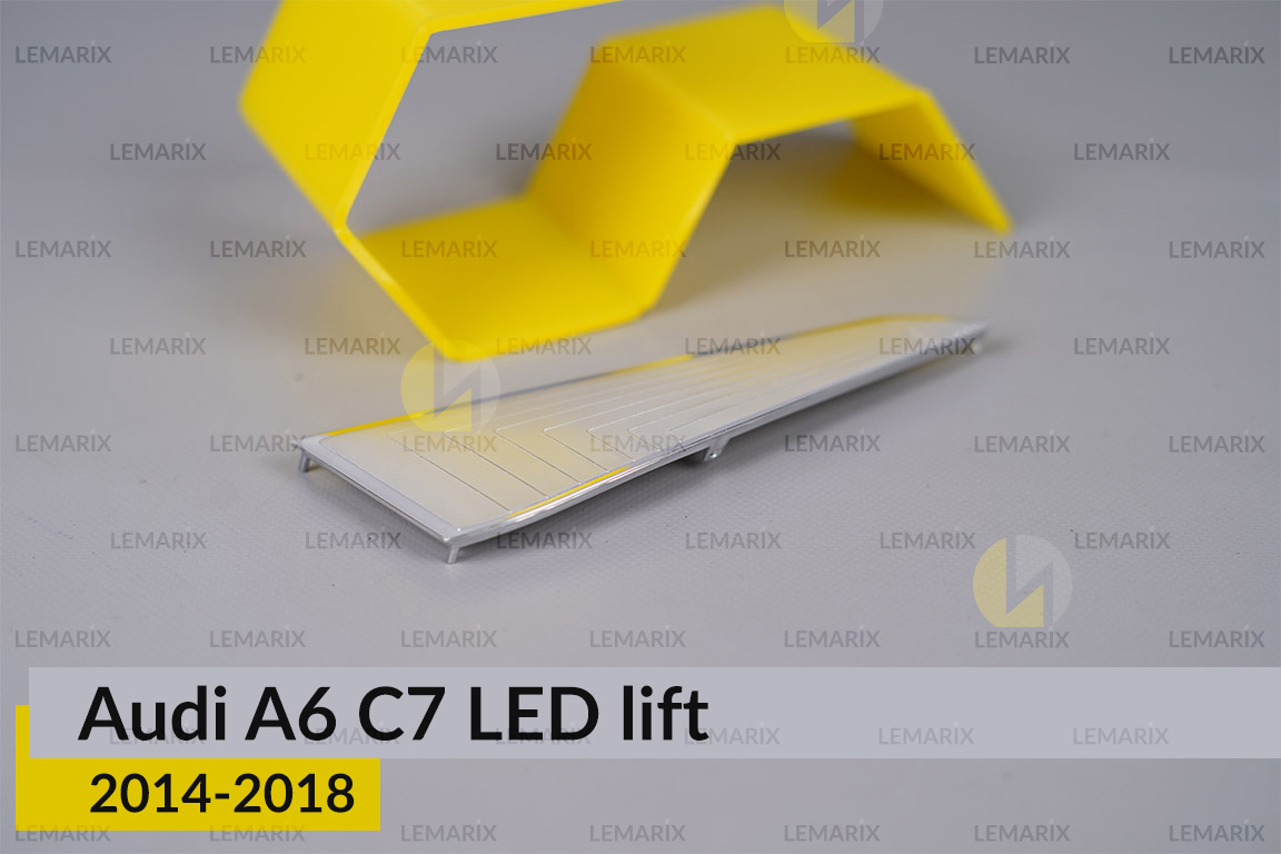 Хромована декоративна планка Audi A6 C7 LED (2014-2018) рест ліва