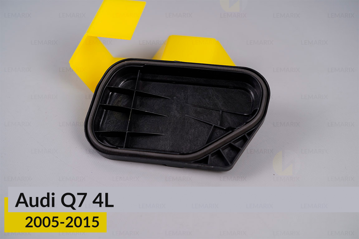 Кришка ковпак заглушка фари Audi Q7 4L (2005-2015) права