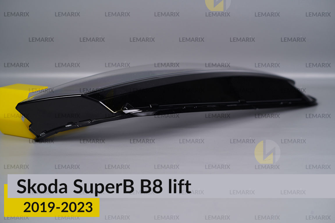 Скло фари Skoda SuperB B8 China (2019-2023) рест праве