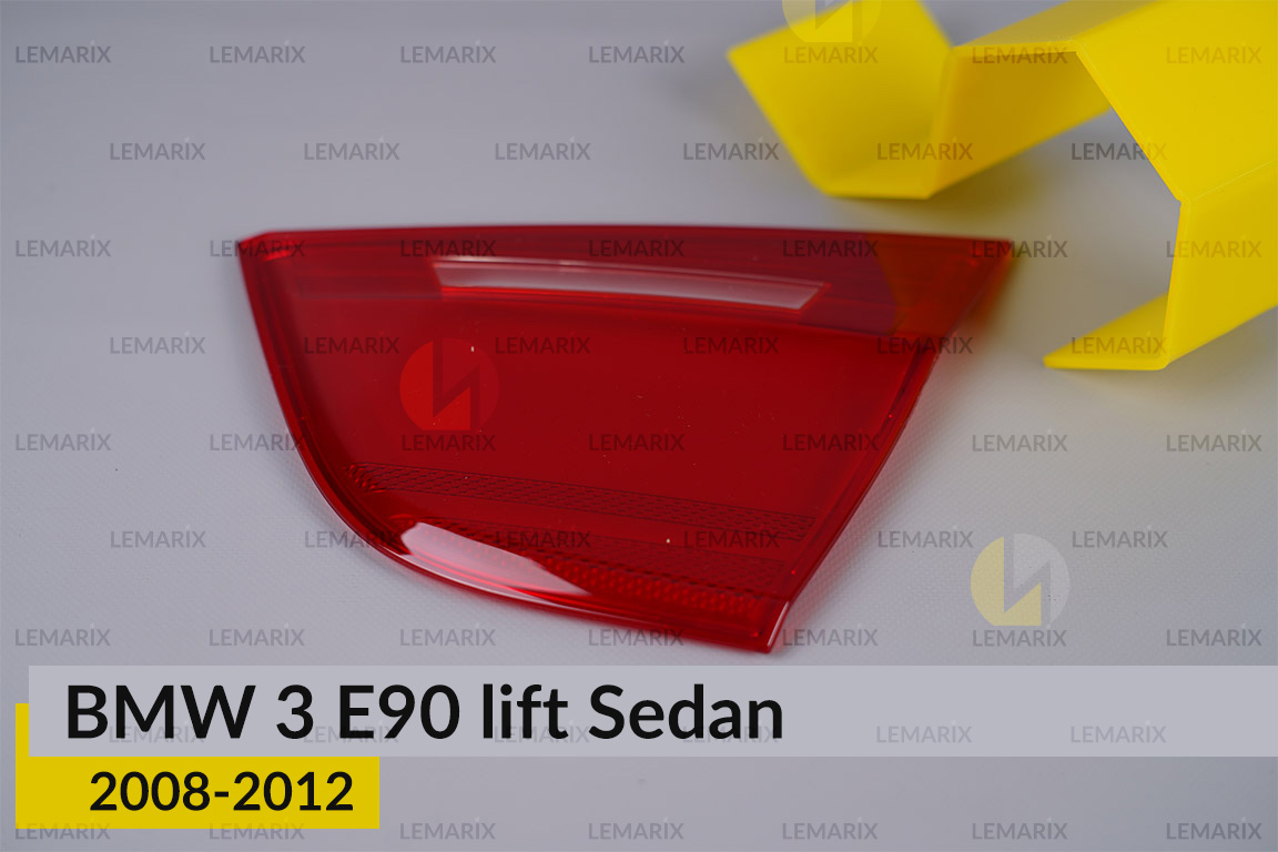 Скло заднього ліхтаря внутрішнє в кришці багажника BMW 3 E90 Sedan (2008-2012) рест праве