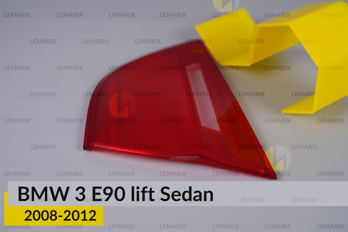 Скло заднього ліхтаря внутрішнє в кришці багажника BMW 3 E90 Sedan (2008-2012) рест праве