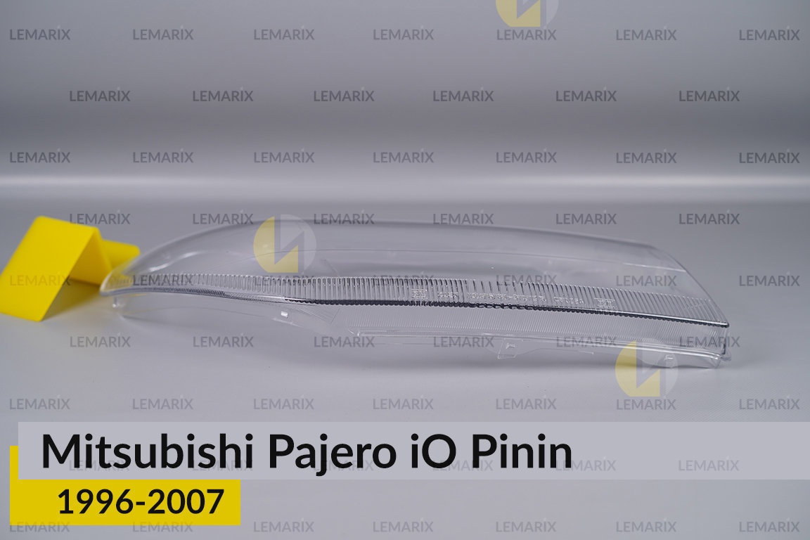 Скло фари Mitsubishi Pajero iO Pinin (1996-2007) праве