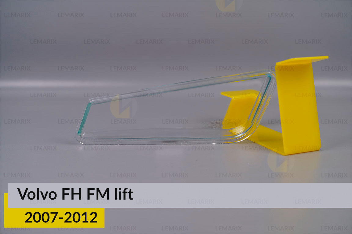 Скло протитуманної фари Volvo FH FM (2007-2012) рест праве