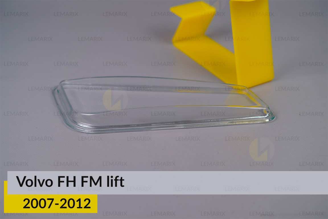 Скло протитуманної фари Volvo FH FM (2007-2012) рест праве