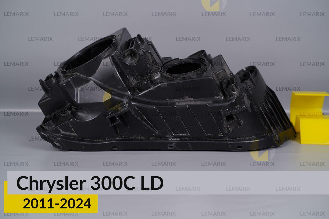 Корпус фари Chrysler 300C LD (2011-2024) правий