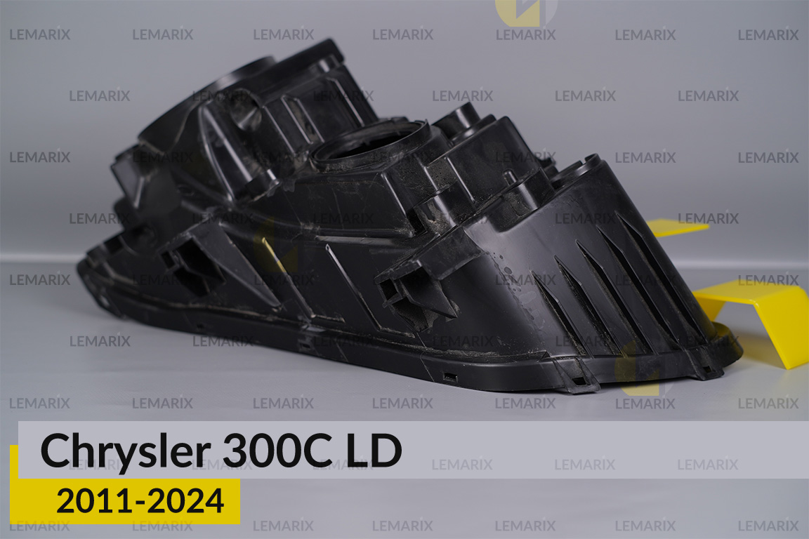 Корпус фари Chrysler 300C LD (2011-2024) правий