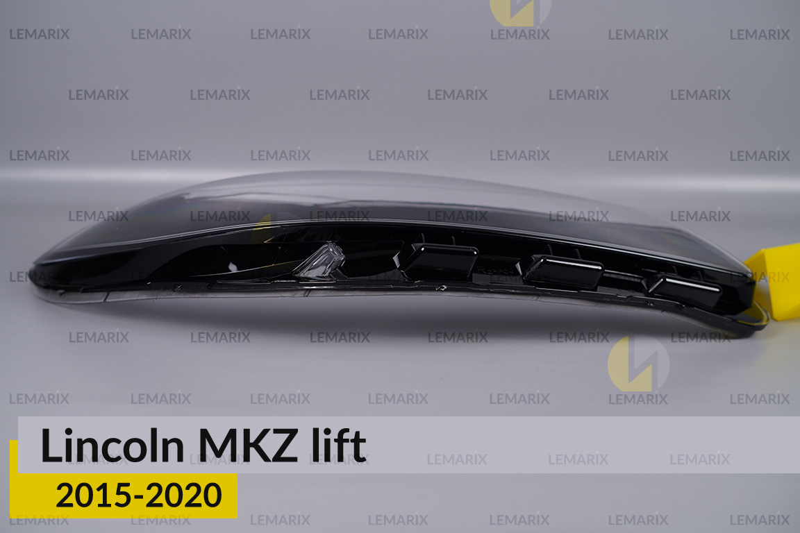 Скло фари Lincoln MKZ (2015-2020) рест праве