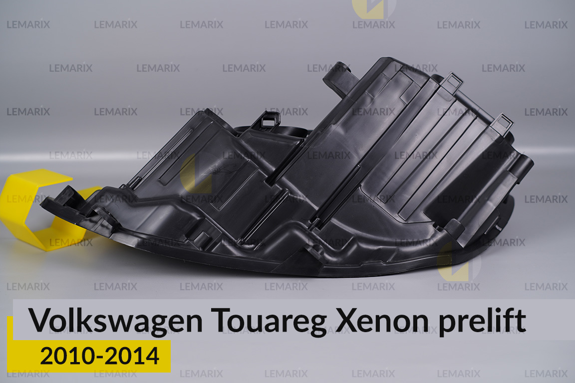 Корпус фари VW Volkswagen Touareg Xenon (2010-2014) дорест правий