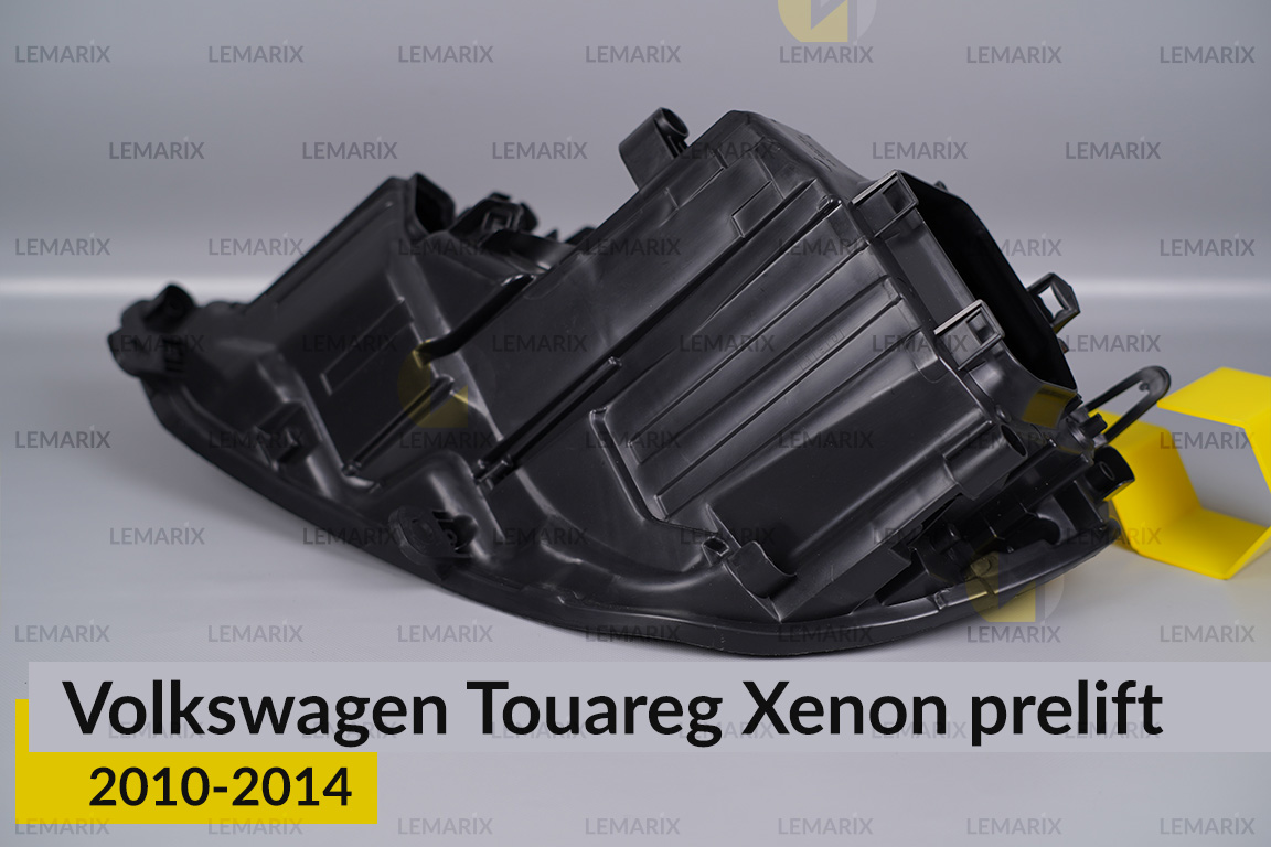 Корпус фари VW Volkswagen Touareg Xenon (2010-2014) дорест правий