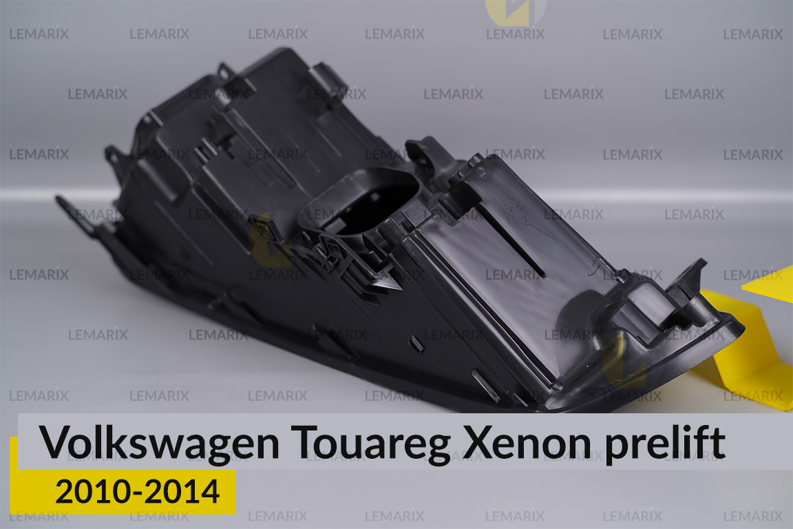 Корпус фари VW Volkswagen Touareg Xenon (2010-2014) дорест правий