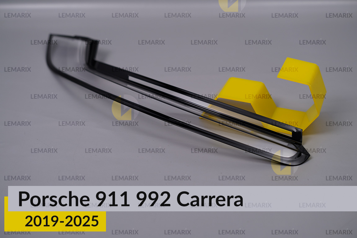 Скло заднього ліхтаря Porsche 911 992 Carrera (2019-2025) ліве