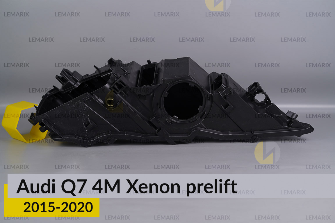 Корпус фари Audi Q7 4M Xenon (2015-2020) дорест правий