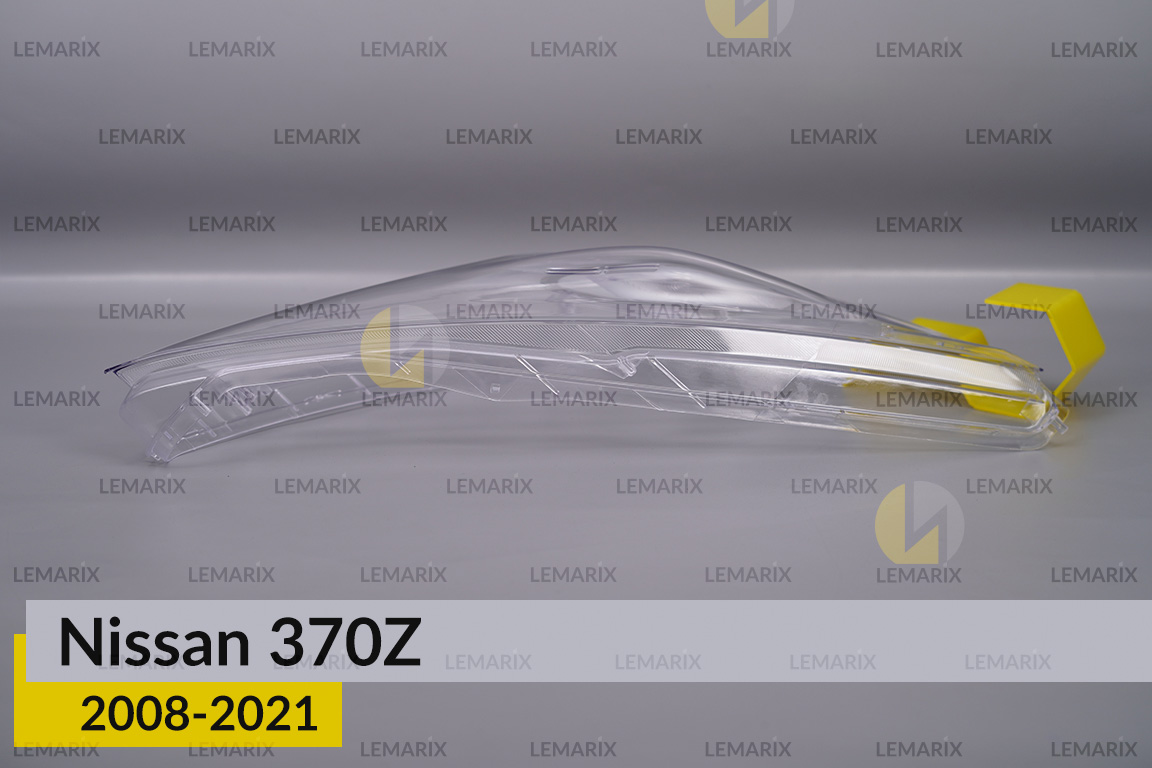 Скло фари Nissan 370Z Z34 (2008-2021) праве