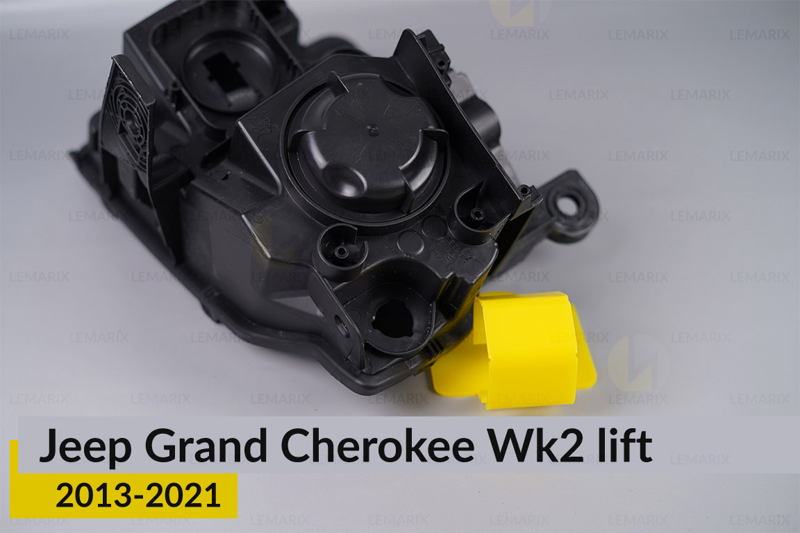 Кришка ковпак заглушка фари Jeep Grand Cherokee Wk2 (2013-2021) рест ліва/права