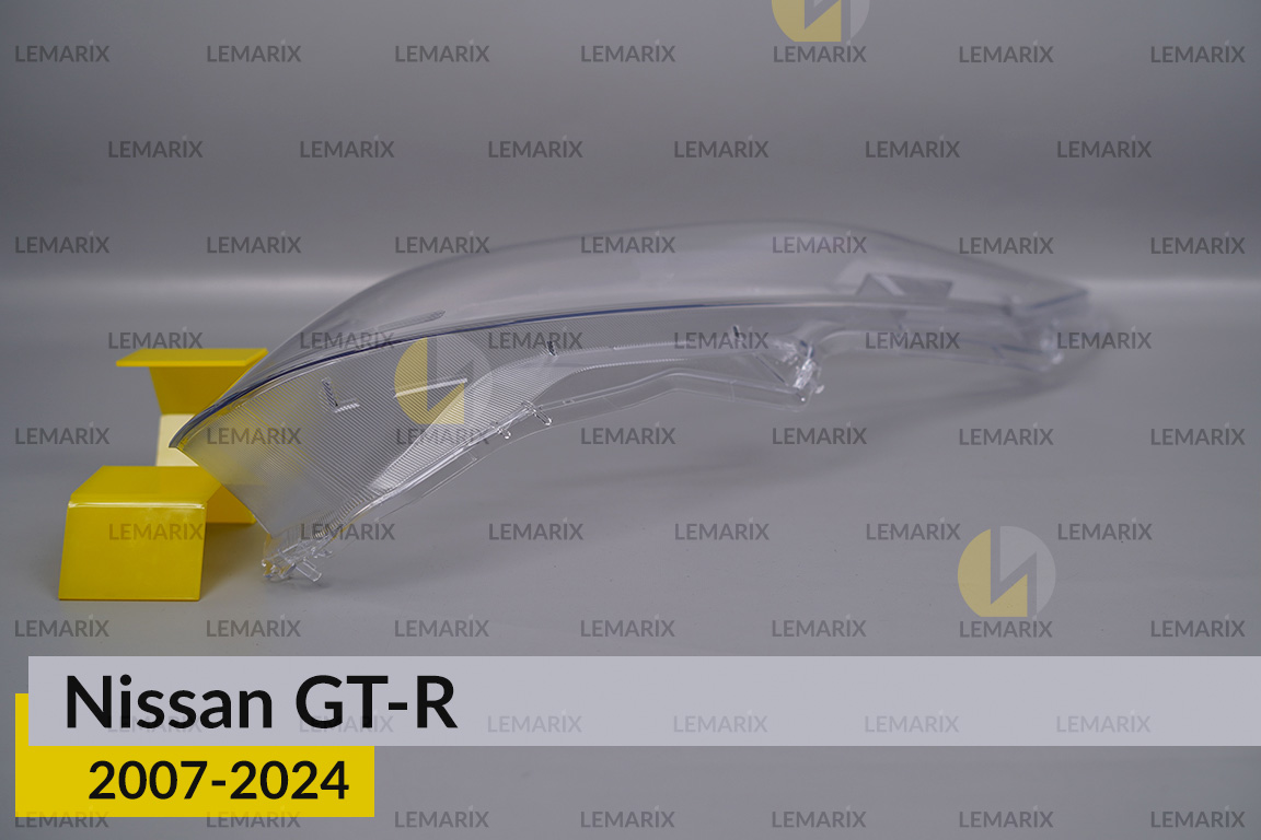 Скло фари Nissan GT-R (2007-2024) праве