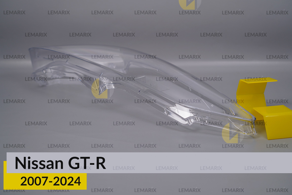 Скло фари Nissan GT-R (2007-2024) праве
