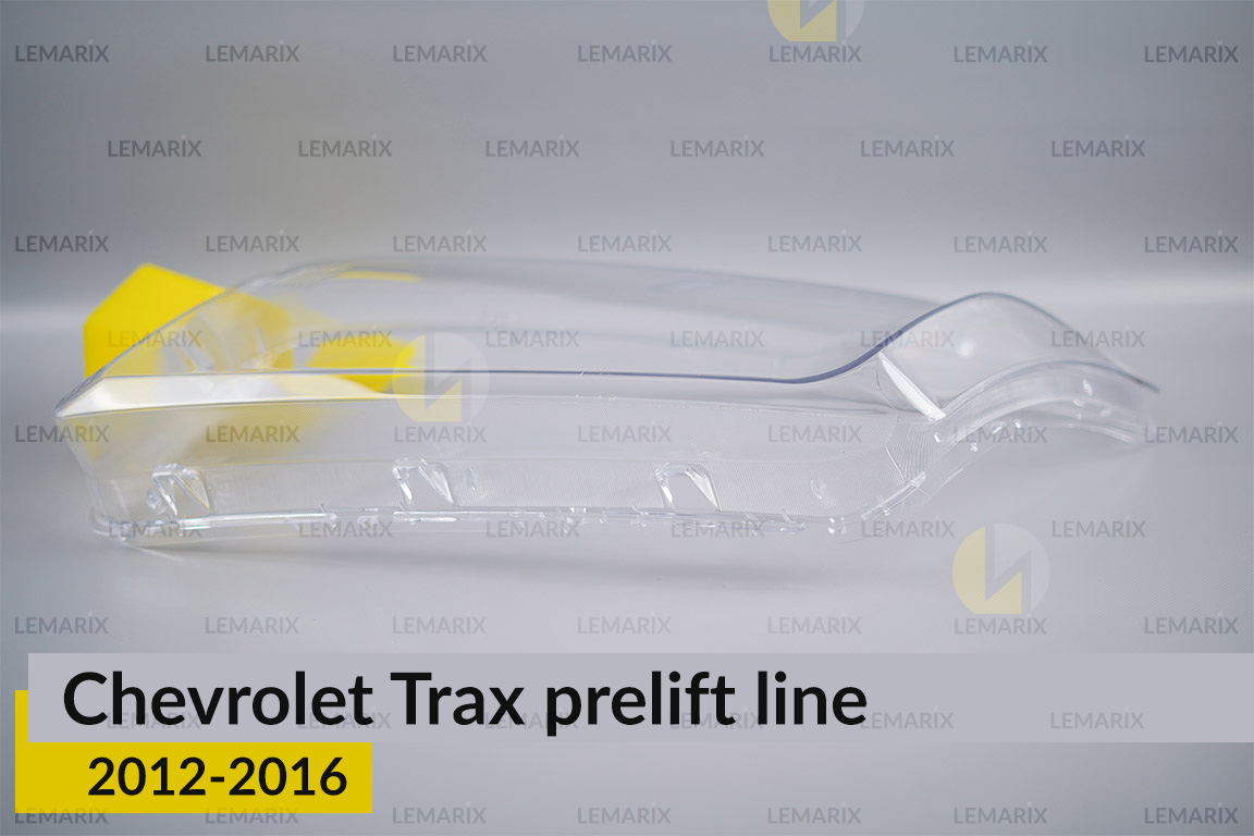 Скло фари Chevrolet Trax (2012-2016) полоски дорест ліве