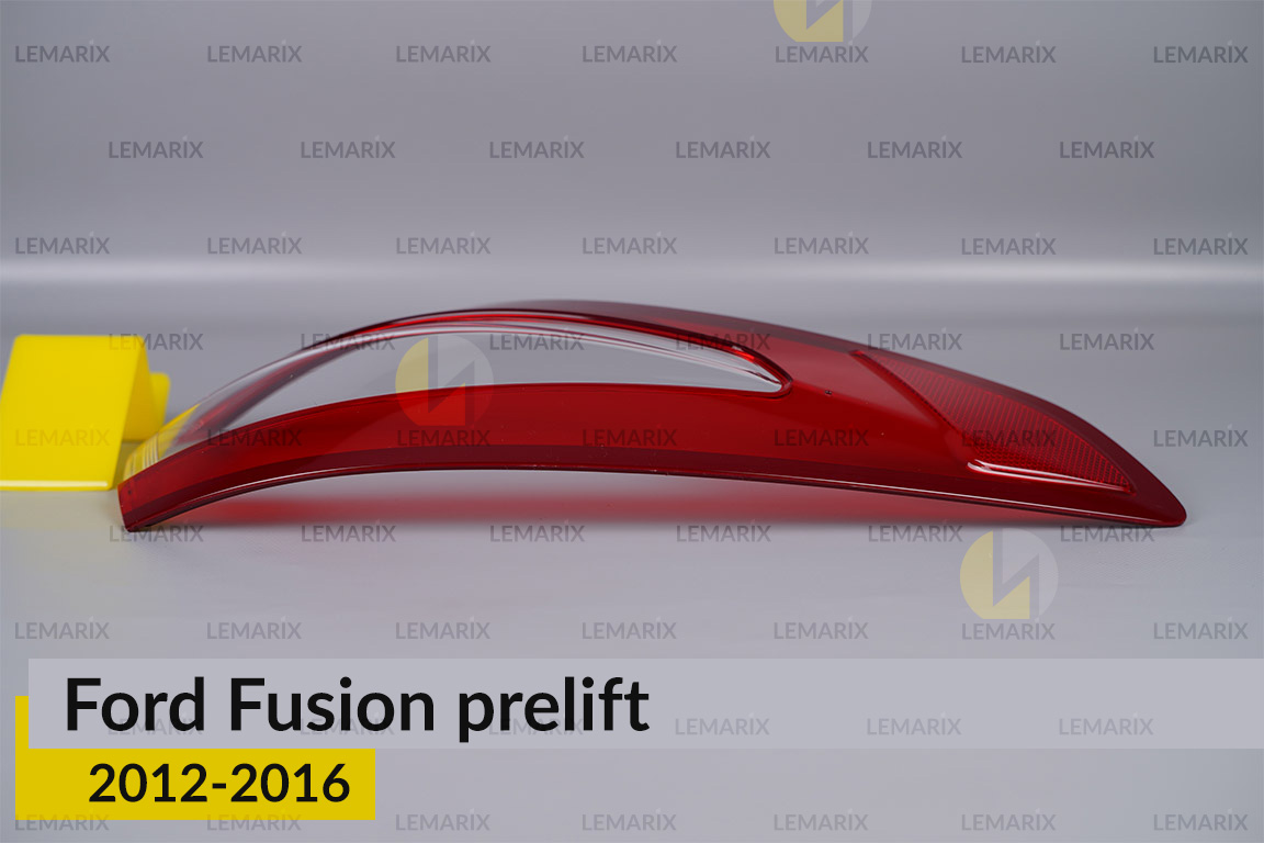 Скло заднього ліхтаря зовнішнє в крилі Ford Fusion (2012-2016) дорест ліве