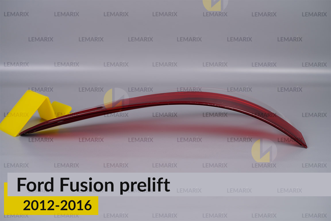 Скло заднього ліхтаря зовнішнє в крилі Ford Fusion (2012-2016) дорест ліве