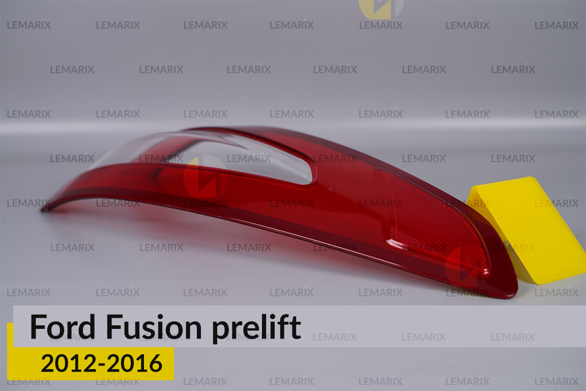 Скло заднього ліхтаря зовнішнє в крилі Ford Fusion (2012-2016) дорест ліве