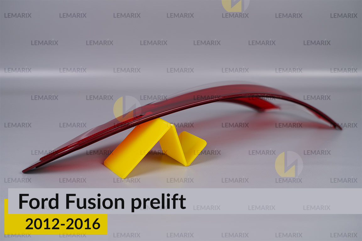 Скло заднього ліхтаря зовнішнє в крилі Ford Fusion (2012-2016) дорест ліве