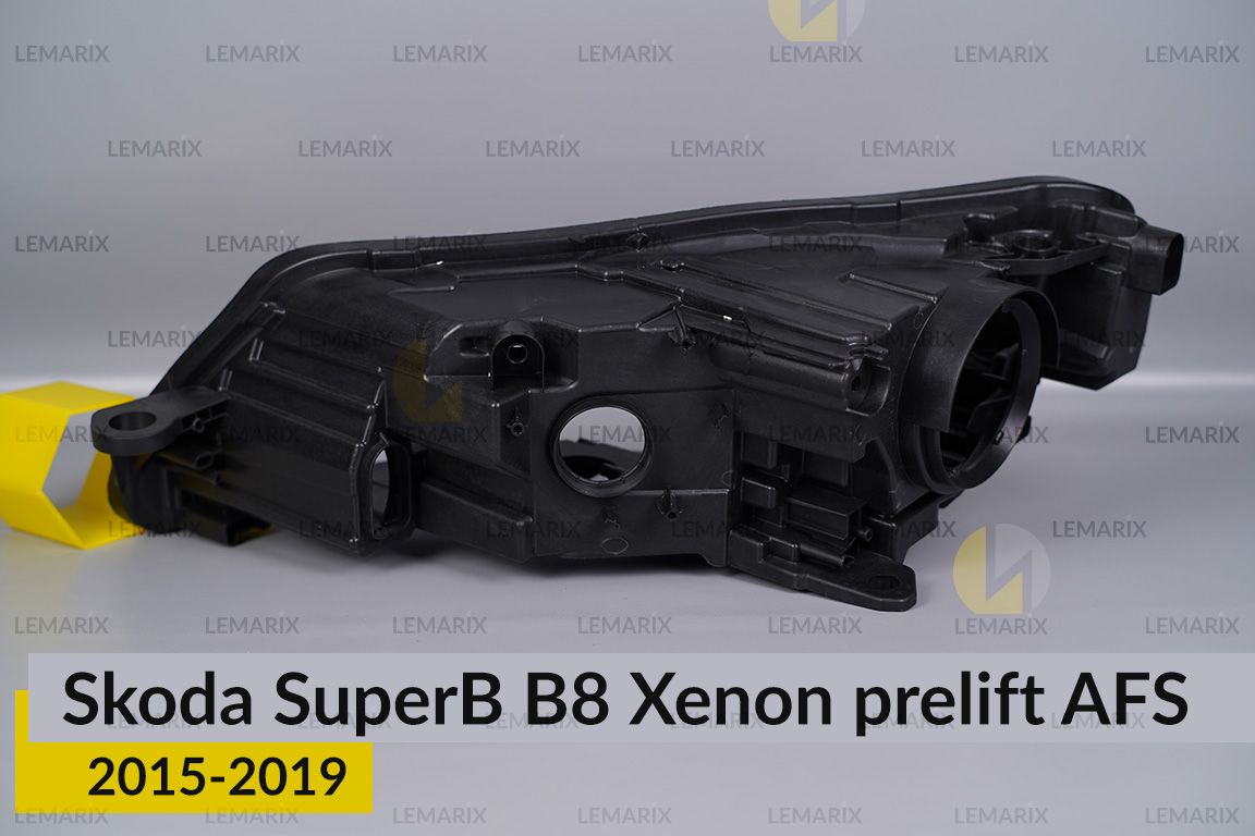Корпус фари Skoda SuperB B8 Xenon AFS (2015-2019) дорест правий