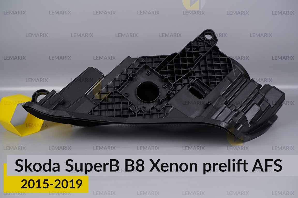 Корпус фари Skoda SuperB B8 Xenon AFS (2015-2019) дорест правий
