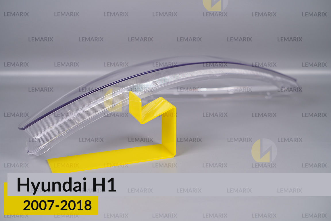 Скло фари Hyundai H1 (2007-2018) праве