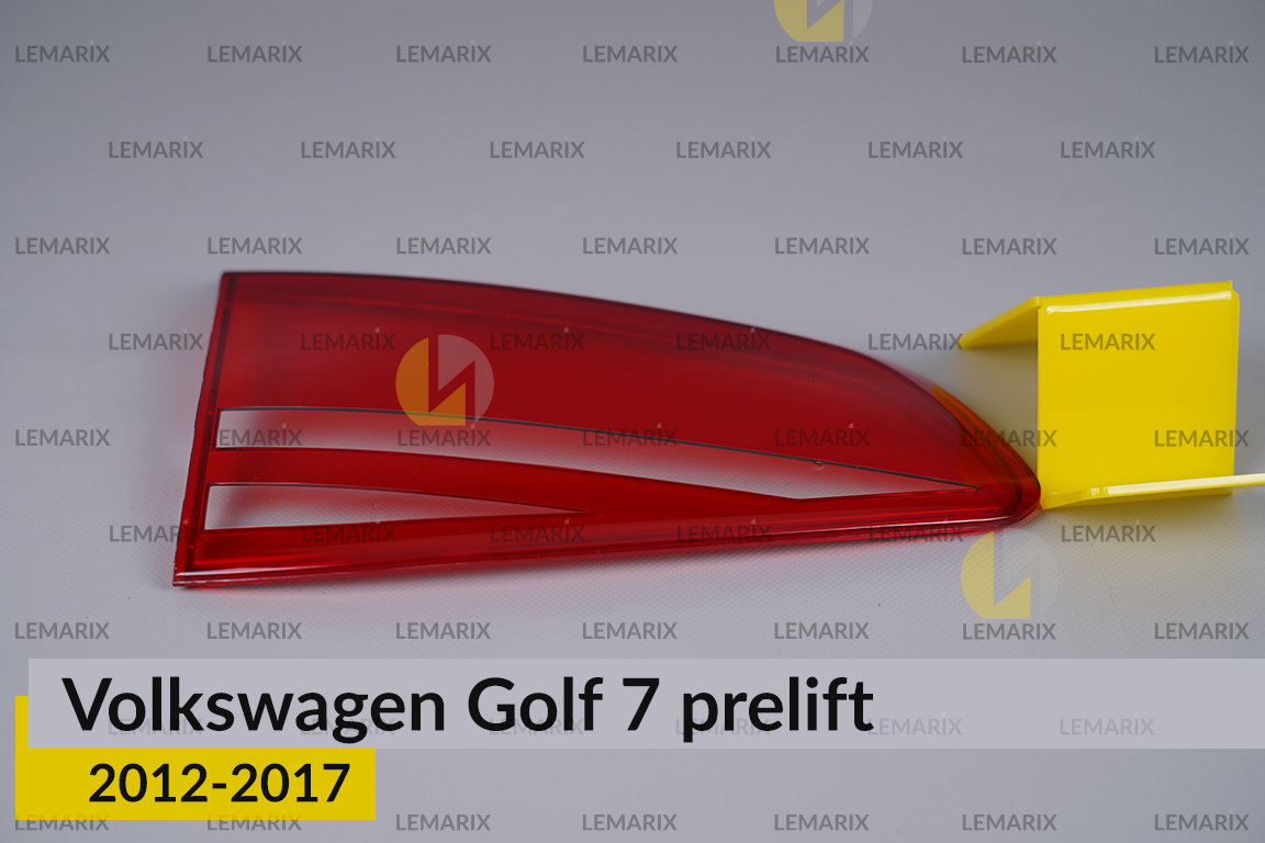 Скло заднього ліхтаря внутрішнє в кришці багажника VW Volkswagen Golf 7 (2012-2017) дорест ліве