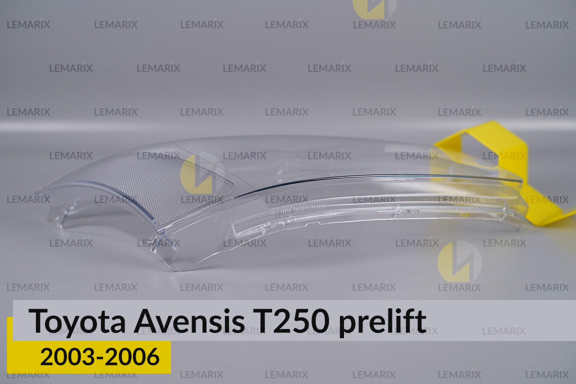 Скло фари Toyota Avensis T250 (2003-2006) дорест праве