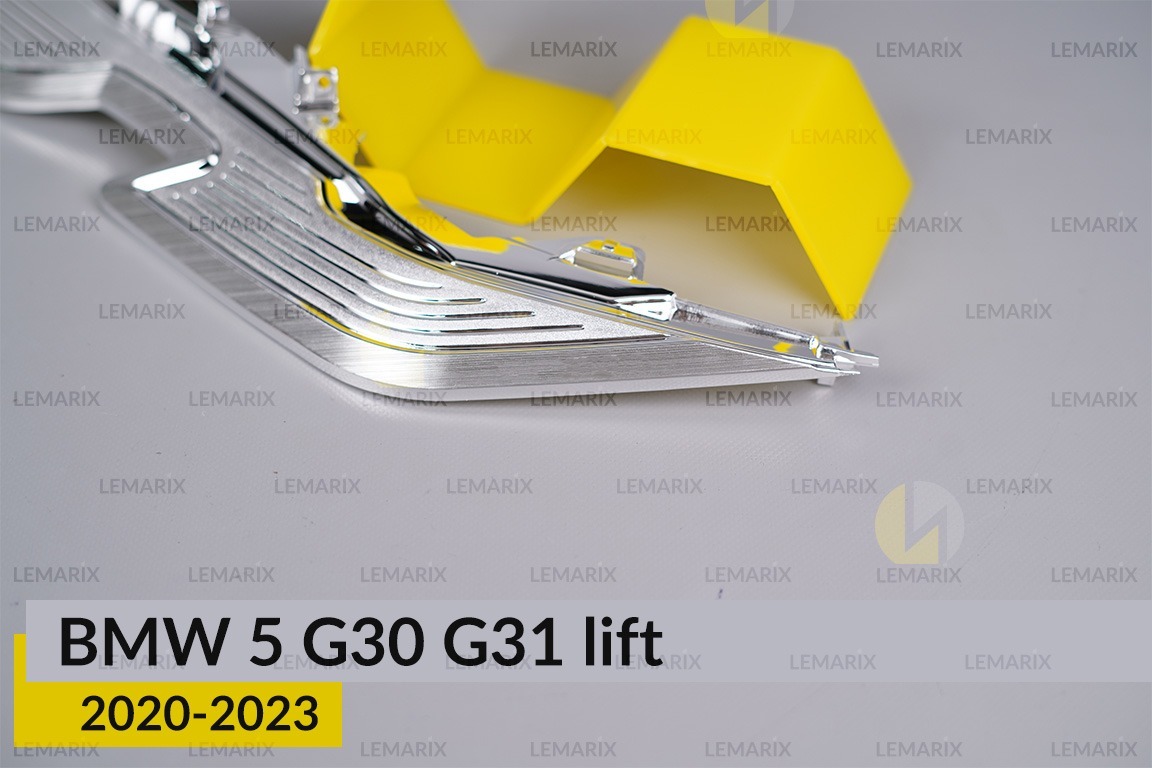 Хромована декоративна маска верхня BMW 5 G30 G31 (2020-2023) рест ліва
