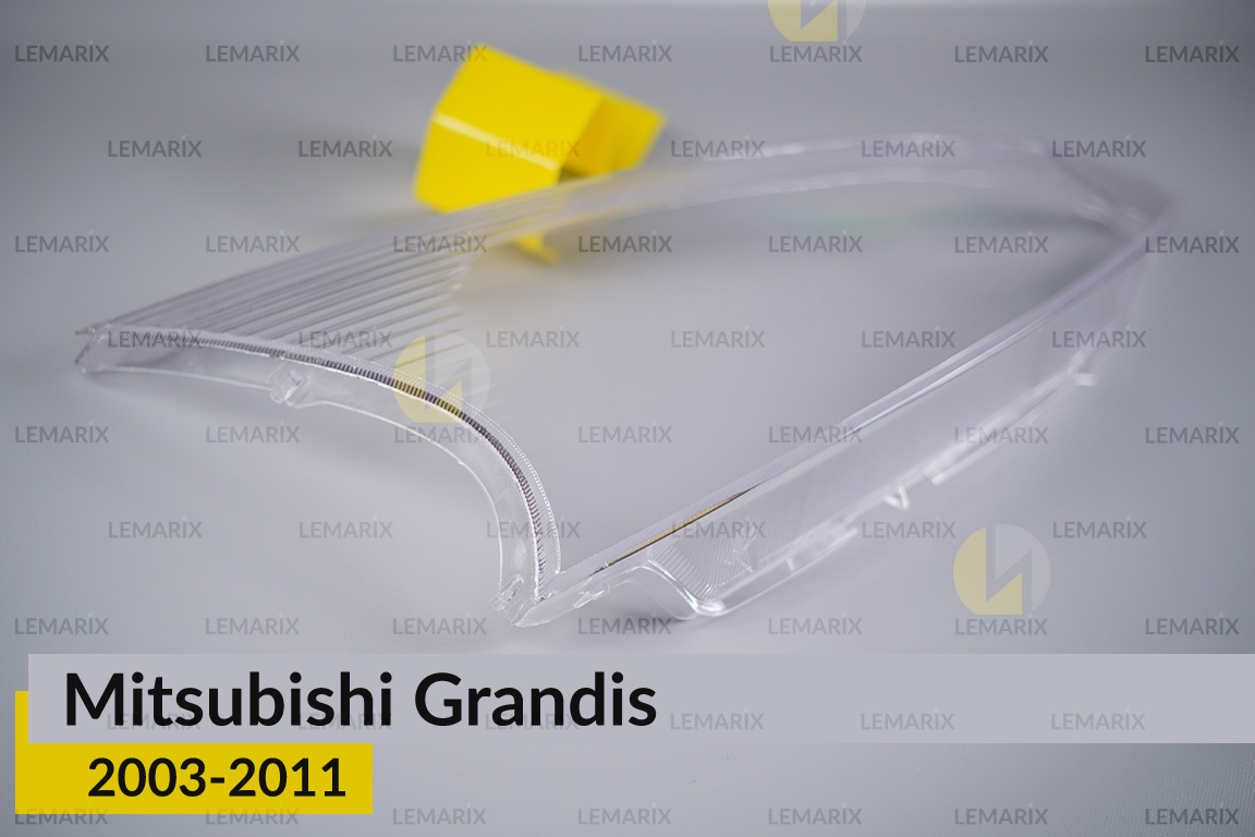 Скло фари Mitsubishi Grandis (2003-2011) праве