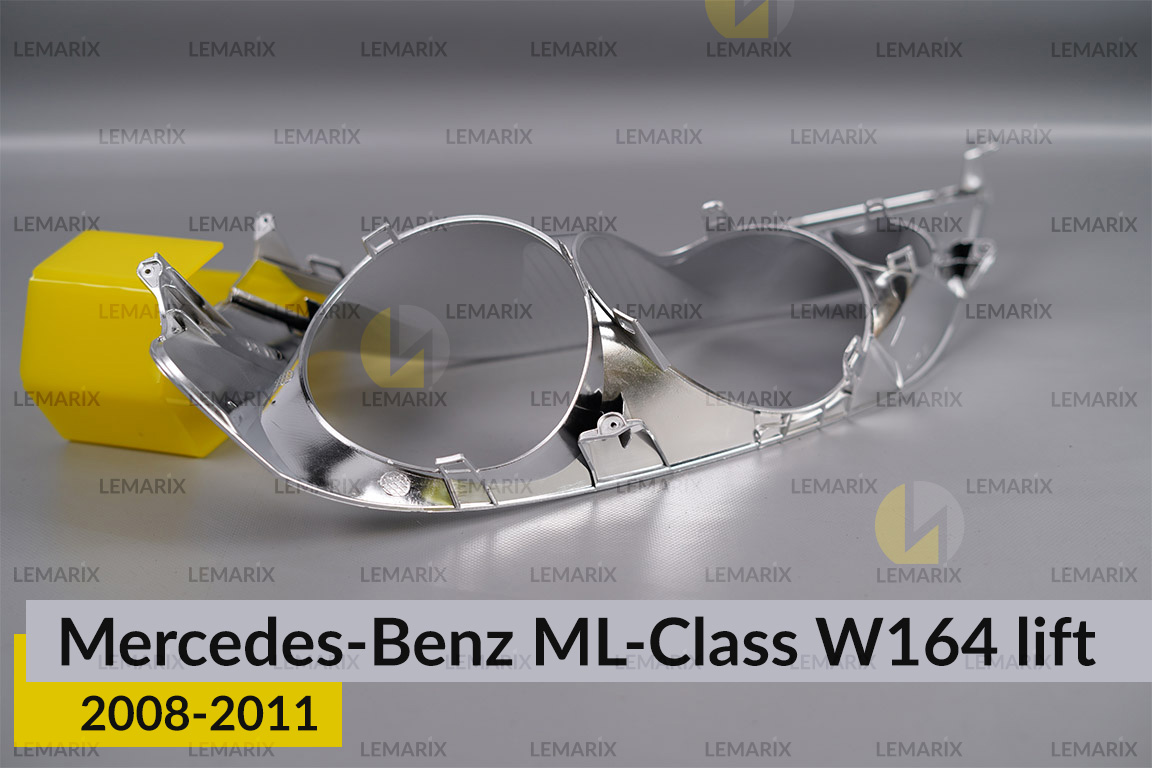 Хромована декоративна маска Mercedes-Benz ML-Class W164 (2008-2011) рест права
