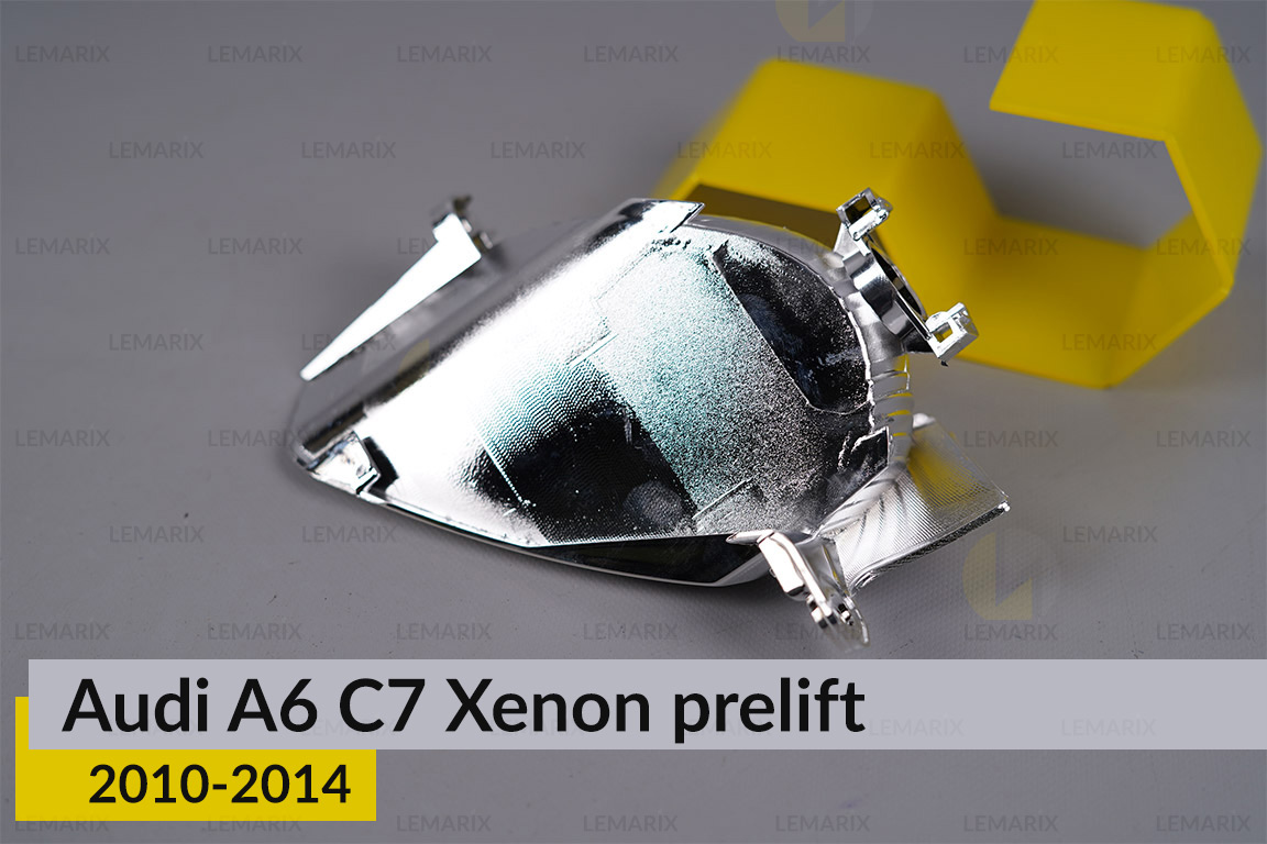 Хромована маска світлорозсіювача Audi A6 C7 Xenon (2010-2014) дорест права