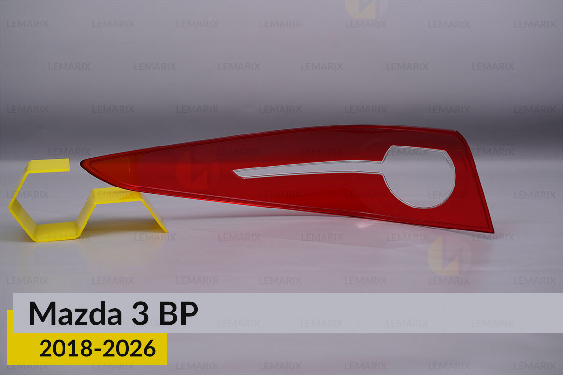 Скло заднього ліхтаря зовнішнє в крилі Mazda 3 BP (2018-2026) праве