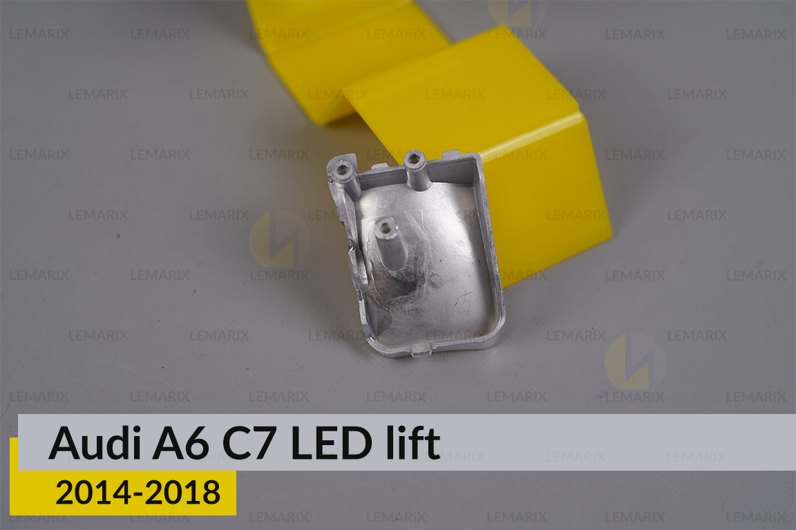 Хромована маска світлорозсіювача Audi A6 C7 LED (2014-2018) рест ліва