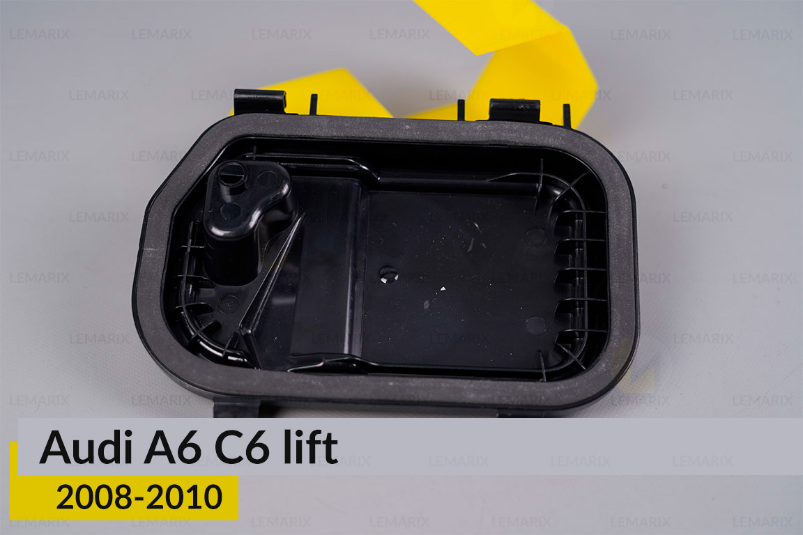 Кришка ковпак заглушка фари Audi A6 C6 (2008-2010) рест ліва