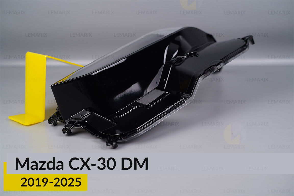 Скло фари Mazda CX-30 DM (2019-2025) ліве