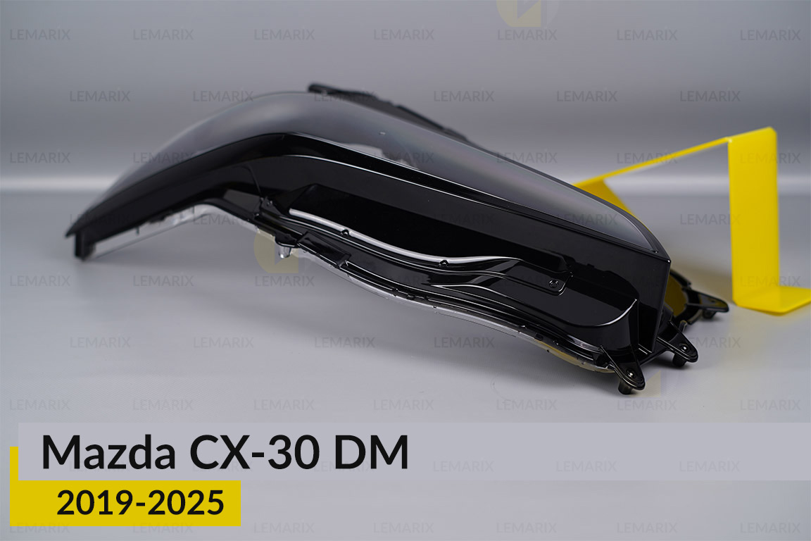 Скло фари Mazda CX-30 DM (2019-2025) ліве