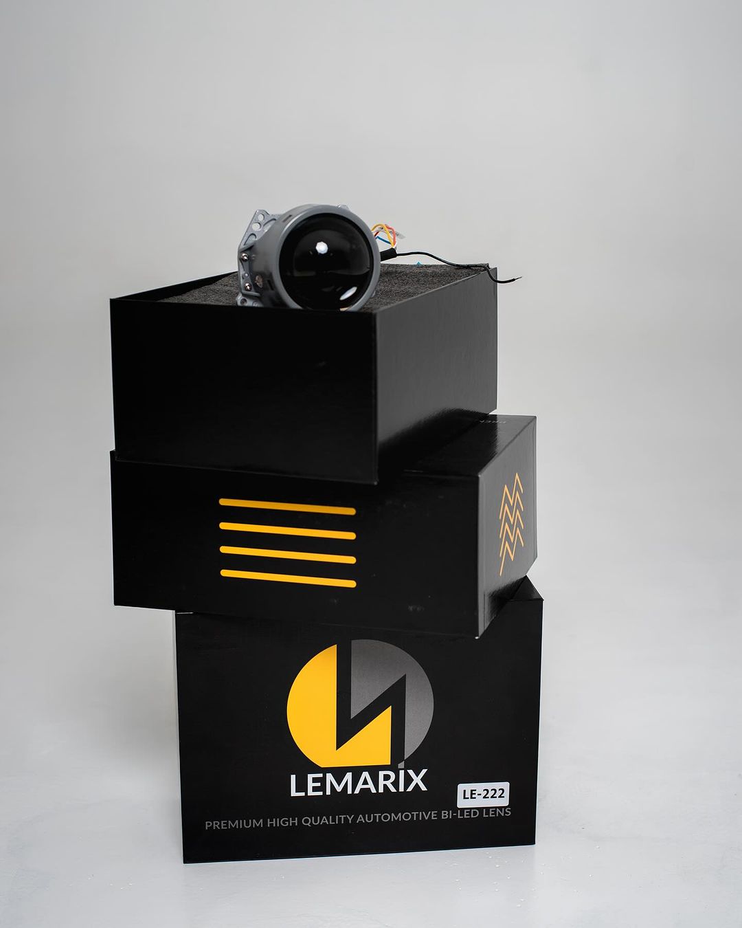 🚗 Сервіси автосвітла: Що вони пропонують? 💡🚗