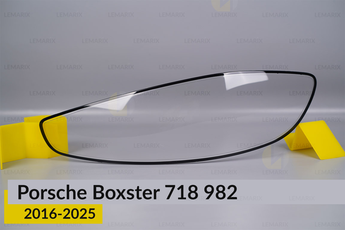 Скло заднього ліхтаря Porsche